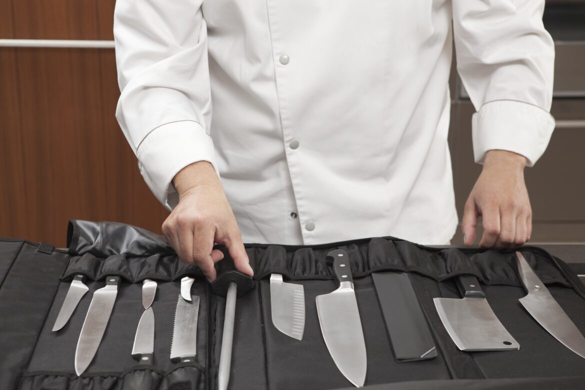 Chef choisit couteau