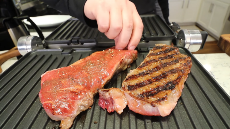 barbecue électrique steaks